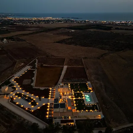 Ξενοδοχείο Masseria Donna Menga - The Leading Of The World Torre Lapillo